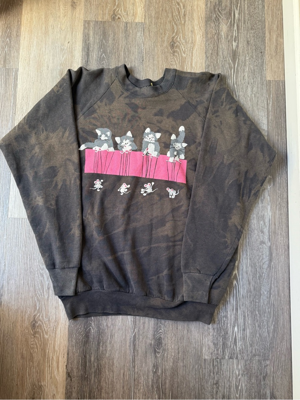 Vintage Black Tie-Dye Cat Graphic Sweatshirt with Pink Accent kittens